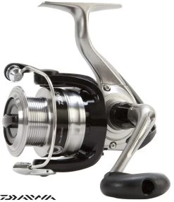 Daiwa Strikeforce 2500 Einschließlich Nylon-Leine