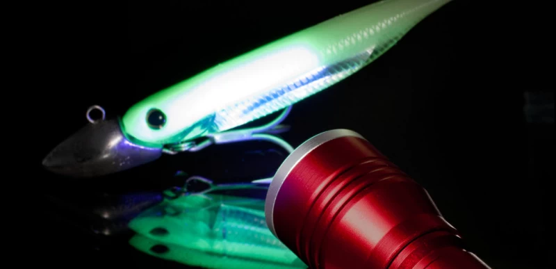 Fish Arrow UV Light Red 5 Fish Arrow UV Light Red - Image 3